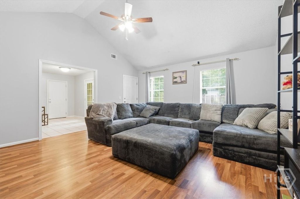 Image 6 of property listing at 807 Rosalie Court, Rincon, GA 31326