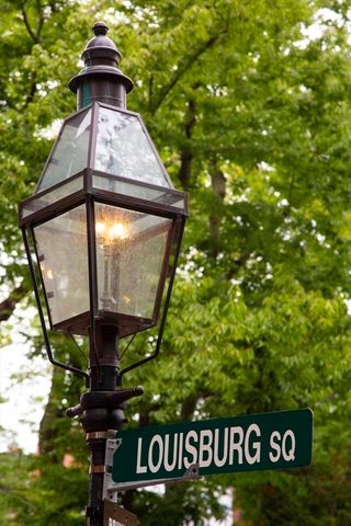 22 Louisburg Square, Boston, MA 02108