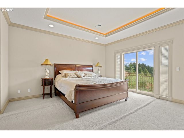 6147 QUAIL HOLLOW St Se, Salem, OR 97306