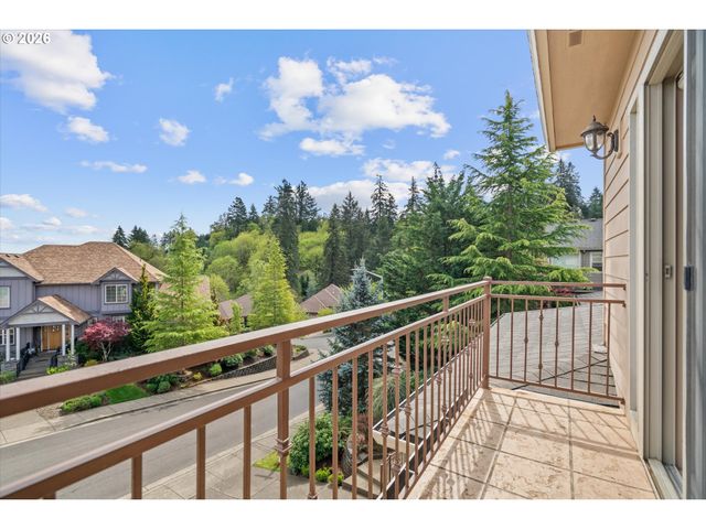 6147 QUAIL HOLLOW St Se, Salem, OR 97306