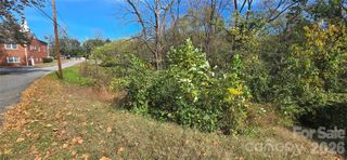 520 Healan Place NW, Lenoir, NC 28645