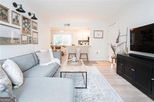 100 Biscayne Drive NW D1, Atlanta, GA 30309