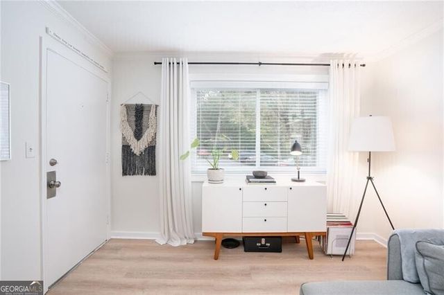 100 Biscayne Drive NW D1, Atlanta, GA 30309