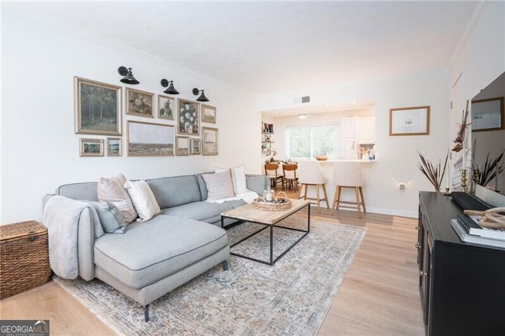 100 Biscayne Drive NW D1, Atlanta, GA 30309