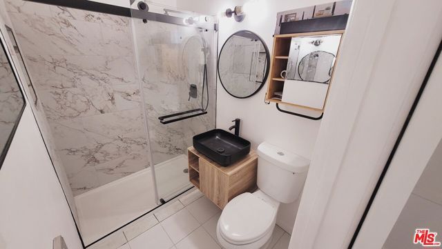 13063 Louvre Street, Pacoima (los Angeles), CA 91331