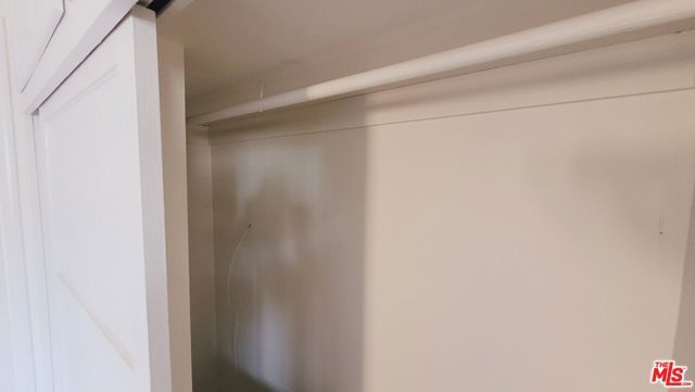 13063 Louvre Street, Pacoima (los Angeles), CA 91331