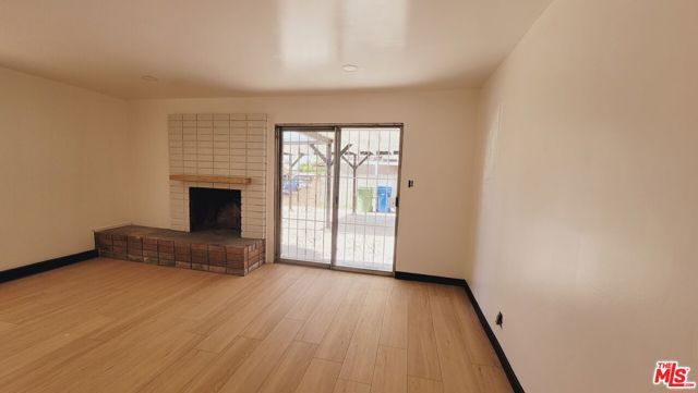 13063 Louvre Street, Pacoima (los Angeles), CA 91331