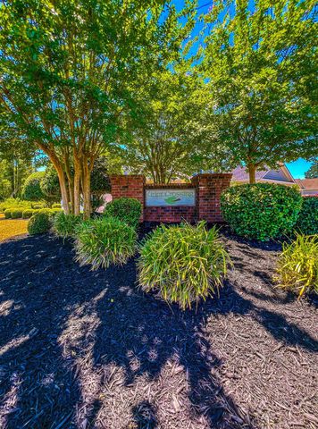 221 Maple Oak Dr., Conway, SC 29526
