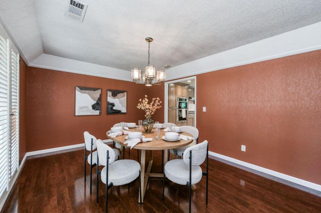 7238 N Ila, Fresno, CA 93711