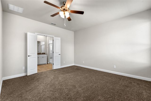 1045 Kirkham Way, Fort Worth, TX 76247