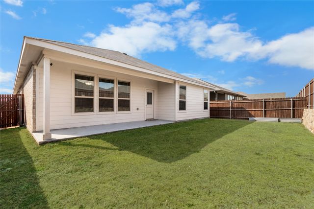 1045 Kirkham Way, Fort Worth, TX 76247