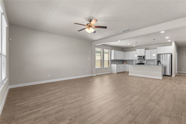 1045 Kirkham Way, Fort Worth, TX 76247