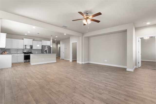 1045 Kirkham Way, Fort Worth, TX 76247