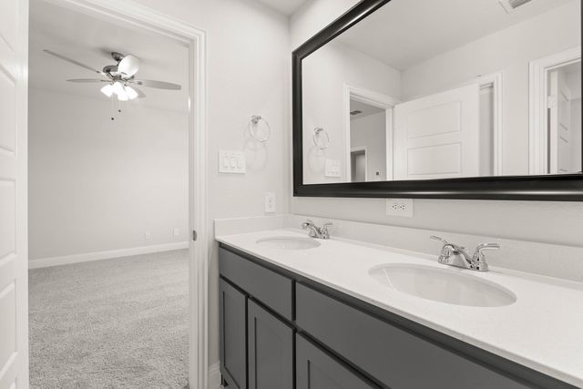 672 Sandiford, Mansfield, TX 76063