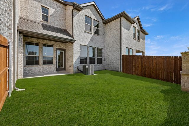 672 Sandiford, Mansfield, TX 76063