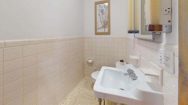 421 2nd Avenue, Chesapeake, OH 45619