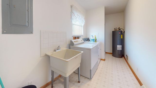 421 2nd Avenue, Chesapeake, OH 45619