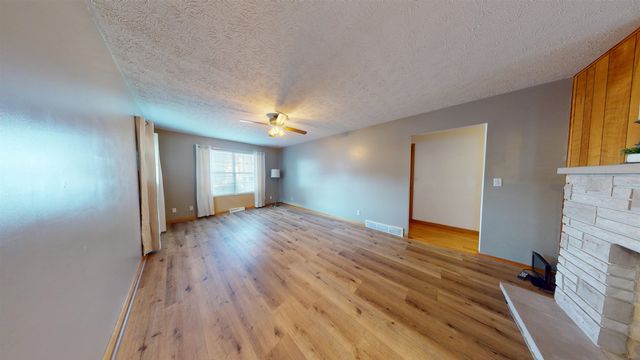 421 2nd Avenue, Chesapeake, OH 45619