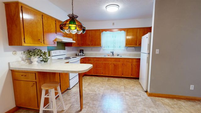 421 2nd Avenue, Chesapeake, OH 45619