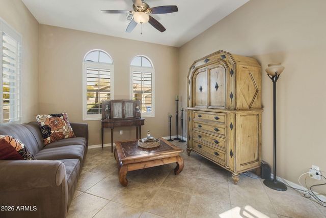 3821 E Patrick Lane, Phoenix, AZ 85050