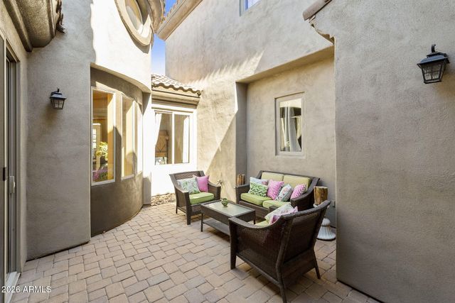 3821 E Patrick Lane, Phoenix, AZ 85050