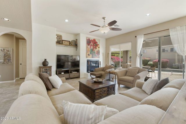 3821 E Patrick Lane, Phoenix, AZ 85050