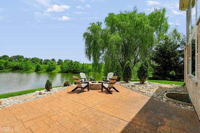 3222 Cherokee Circle, Bargersville, IN 46106