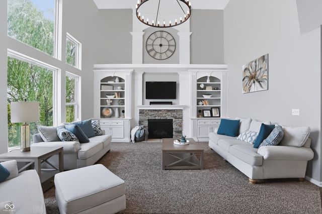 3222 Cherokee Circle, Bargersville, IN 46106
