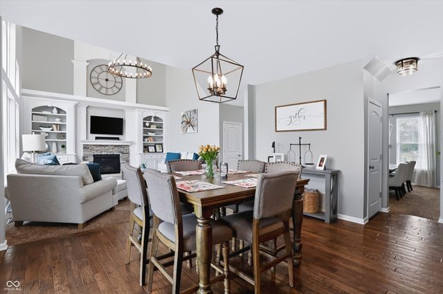 3222 Cherokee Circle, Bargersville, IN 46106