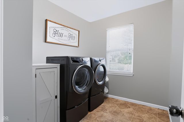 3222 Cherokee Circle, Bargersville, IN 46106