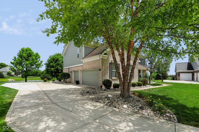 3222 Cherokee Circle, Bargersville, IN 46106