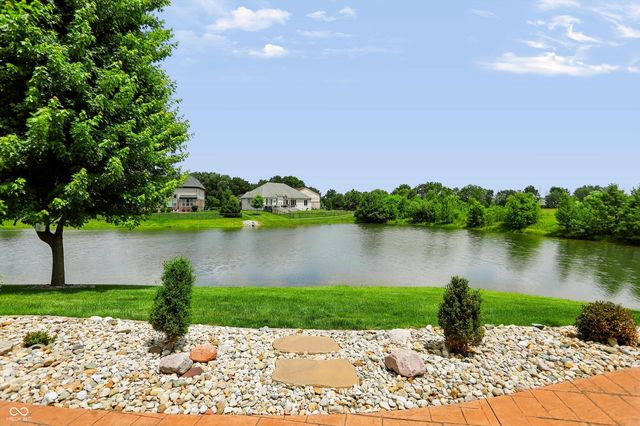 3222 Cherokee Circle, Bargersville, IN 46106