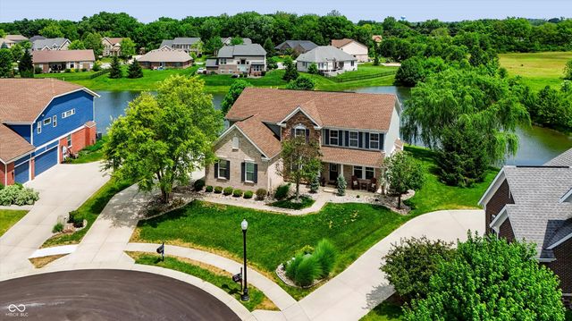 3222 Cherokee Circle, Bargersville, IN 46106
