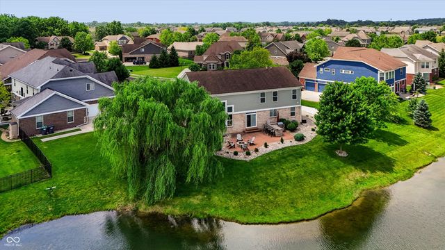 3222 Cherokee Circle, Bargersville, IN 46106