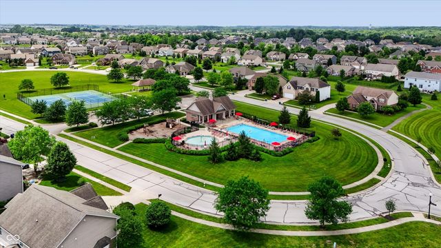 3222 Cherokee Circle, Bargersville, IN 46106