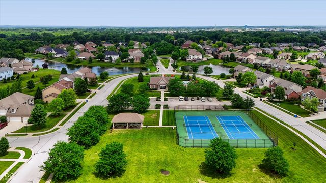 3222 Cherokee Circle, Bargersville, IN 46106