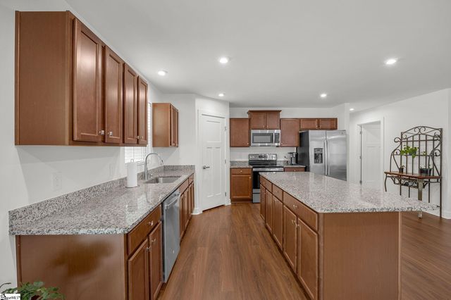 664 Hardwood Drive, Boiling Springs, SC 29316