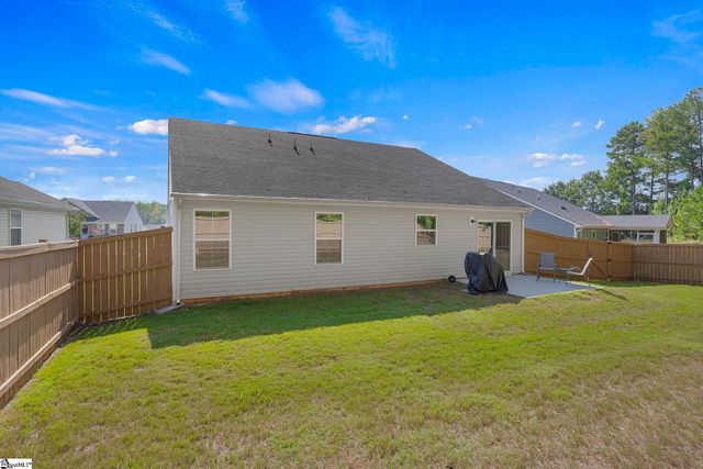 664 Hardwood Drive, Boiling Springs, SC 29316