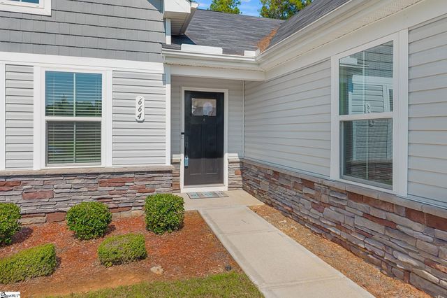664 Hardwood Drive, Boiling Springs, SC 29316