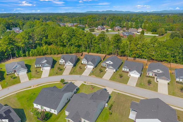 664 Hardwood Drive, Boiling Springs, SC 29316
