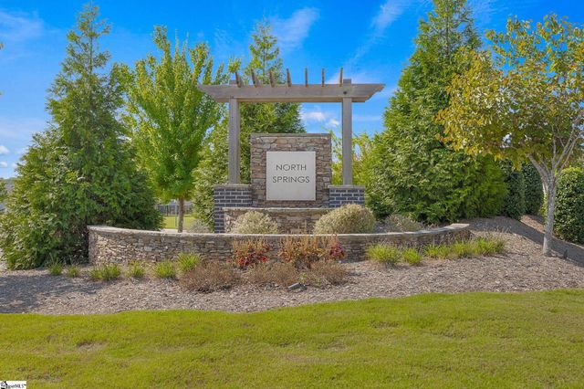 664 Hardwood Drive, Boiling Springs, SC 29316