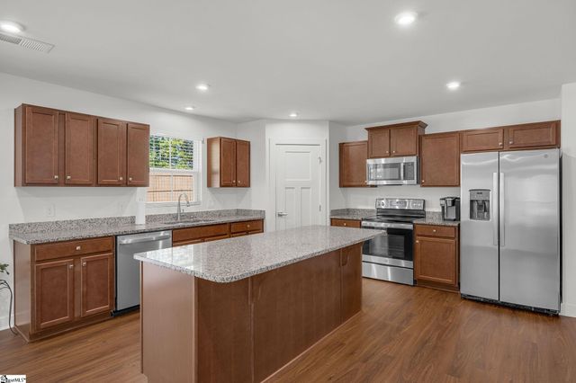 664 Hardwood Drive, Boiling Springs, SC 29316