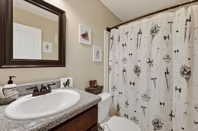 159 Ambridge St, Oak Grove, KY 42262