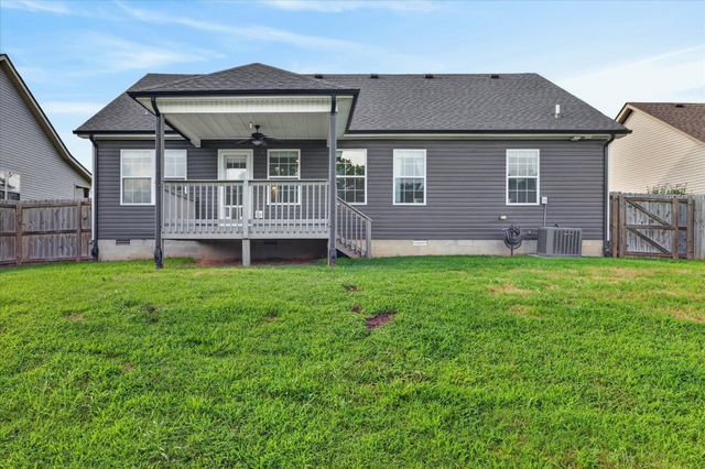 159 Ambridge St, Oak Grove, KY 42262