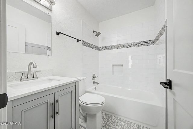 921 S VAL VISTA Drive 51, Mesa, AZ 85204