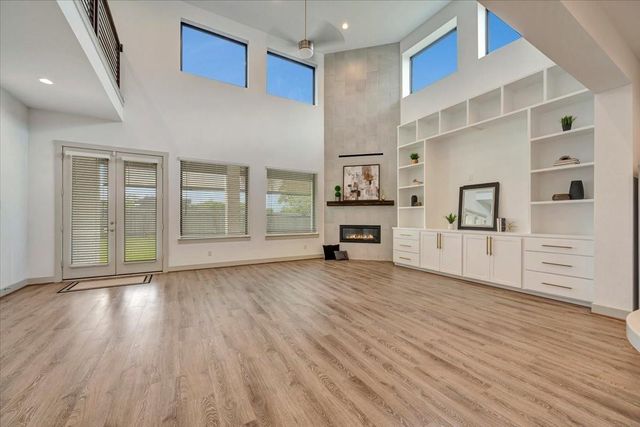 98 Dorado Drive, Friendswood, TX 77546