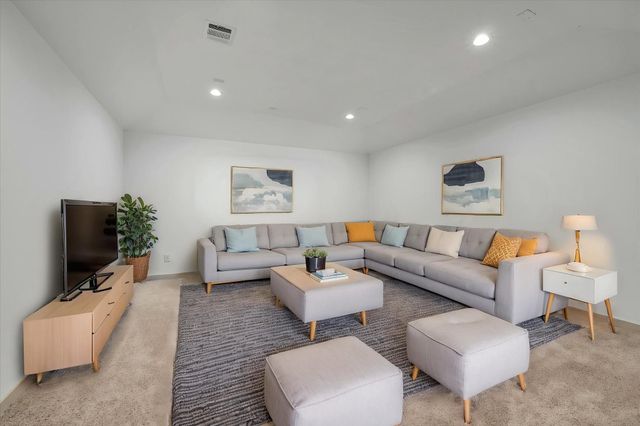 98 Dorado Drive, Friendswood, TX 77546