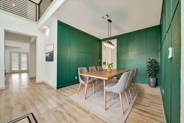 98 Dorado Drive, Friendswood, TX 77546