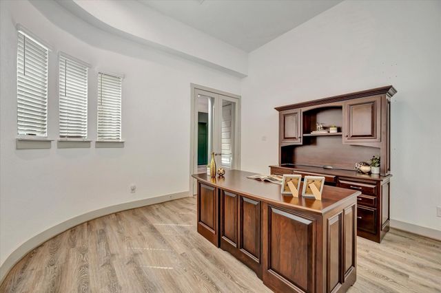 98 Dorado Drive, Friendswood, TX 77546