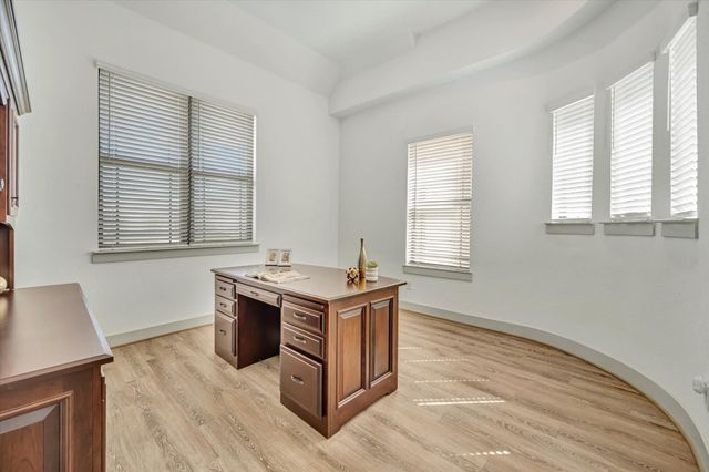 98 Dorado Drive, Friendswood, TX 77546